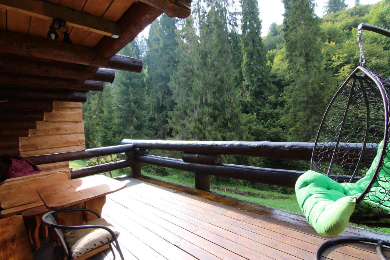 Bungalow In Mauntains With Chan Near The Forest Slavske Exterior foto